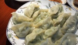 白吊瓜饺子怎么吃,独特风味，多样吃法，尽享美味