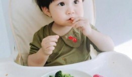 女儿吃外公的瓜文案,女儿品尝外公甜蜜馈赠的美好瞬间