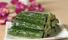 减肥晚上可以吃小瓜,小瓜助你轻松减肥