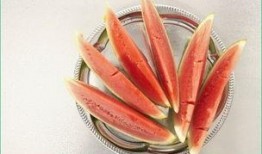 月子吃玲珑瓜好吗,月子期间食用玲珑瓜的益处与注意事项