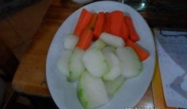 中山南头吃瓜,夏日炎炎，吃瓜群众的热闹时光