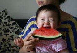 吃瓜的拍照,捕捉夏日吃瓜瞬间