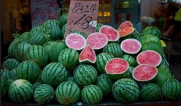 头条搞笑吃瓜,笑料横飞，头条带你领略欢乐盛宴！