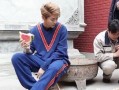 男生睡前吃瓜群众,揭秘夜宵时光的趣味瞬间