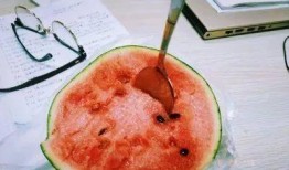 昆山世贸吃瓜事件,一场引发社会热议的“瓜”事