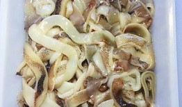 吃鱿鱼须瓜条,美味与营养的完美结合