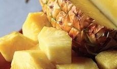 吃哈密瓜凤梨,夏日水果盛宴