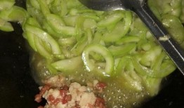 吃炒葫芦瓜的作用,养生佳肴，健康益处多