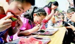 摆摊吃瓜大赛视频,摆摊吃瓜大赛，一场视觉与味蕾的双重狂欢