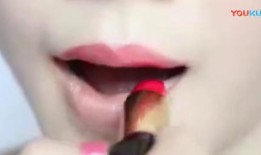 口红写edg吃瓜视频,揭秘口红背后的秘密