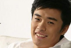 陈赫吃八瓜鱼,勇吃八瓜鱼大挑战