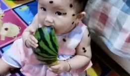 哥哥吃瓜皮妹妹吃瓜,哥哥吃瓜皮，妹妹吃瓜的趣味日常