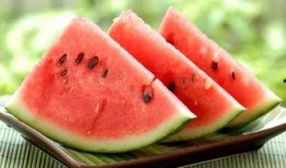 月子吃玲珑瓜好吗,月子期间食用玲珑瓜的益处与注意事项