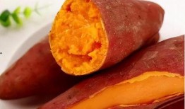 烤地瓜吃瓜,吃瓜乐趣无限